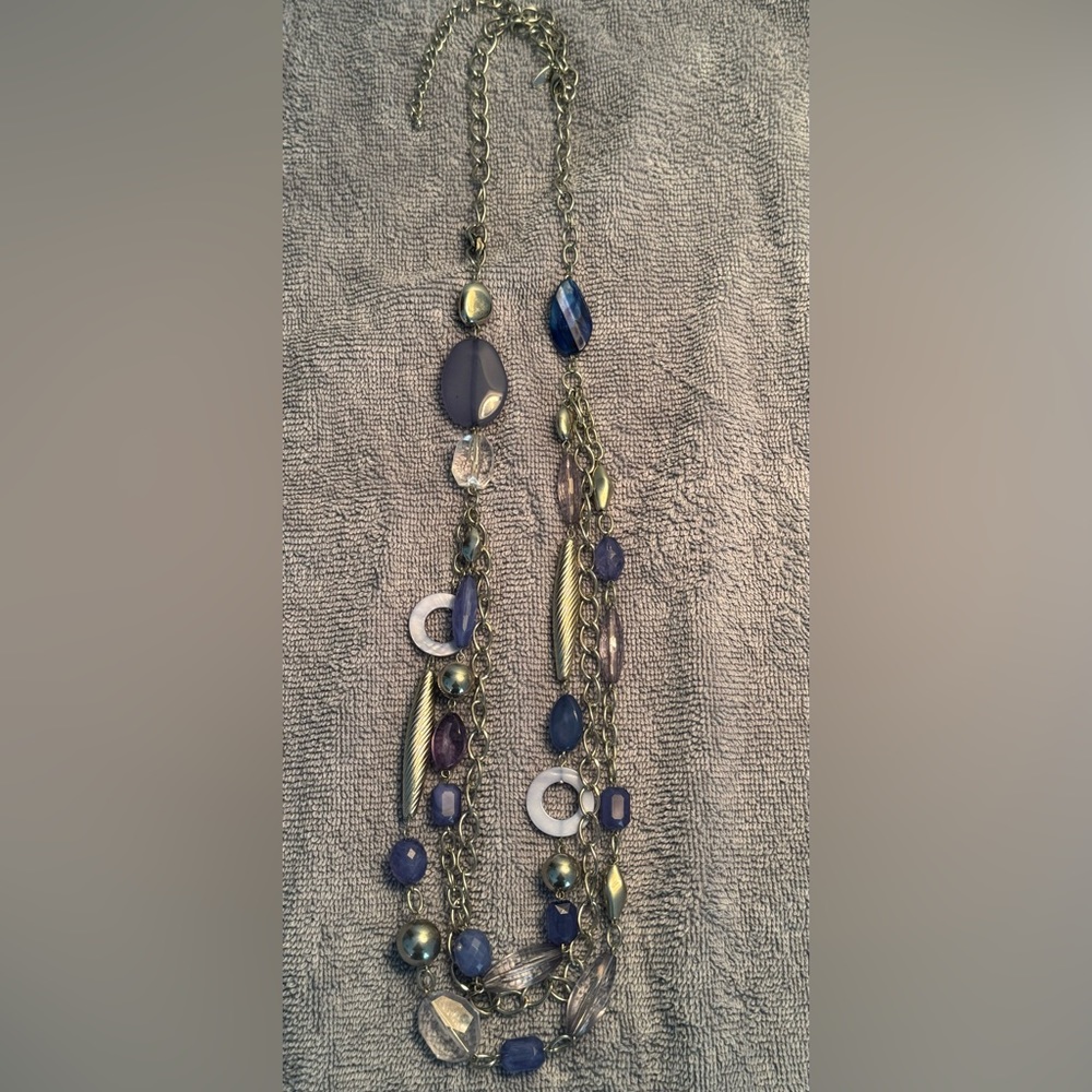 Blue beaded dressy necklace